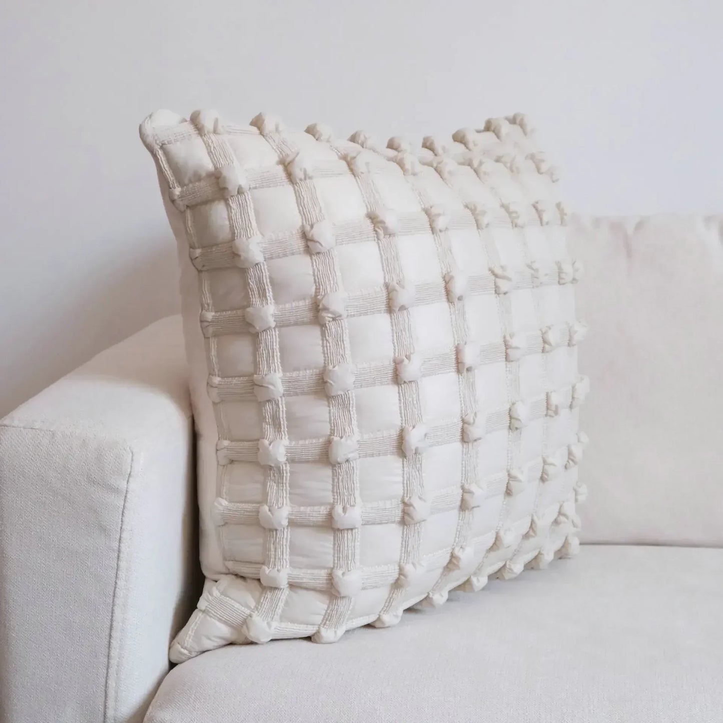 DecorBites™ Cream White Plaid 3D Bubble Cushion Cover - Light Luxury Decorative Sofa Pillow Cover