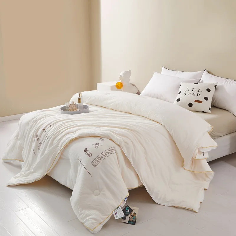 DecorBites™ Cozy Soy Fiber Quilt: Soft, Warm, and Skin-friendly Bedding Solution