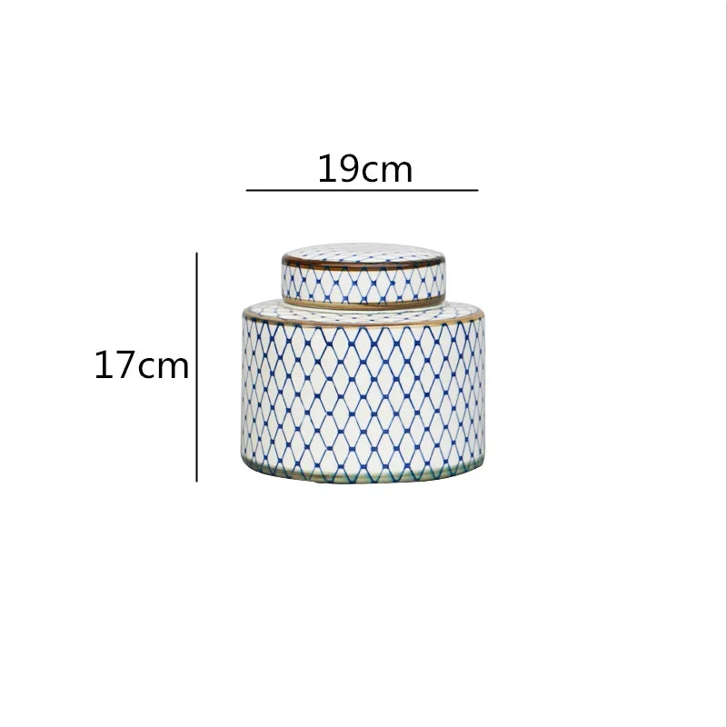 DecorBites™ Chinese Retro Ceramics Golden Vase with Cover for Home Décor and Organization