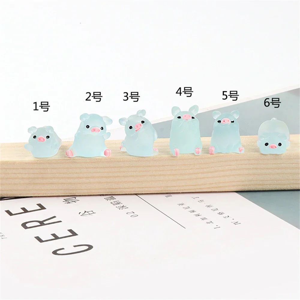 DecorBites™ Kawaii Pig Miniatures Terrarium Figurines 6pcs Crafts Home Decoration