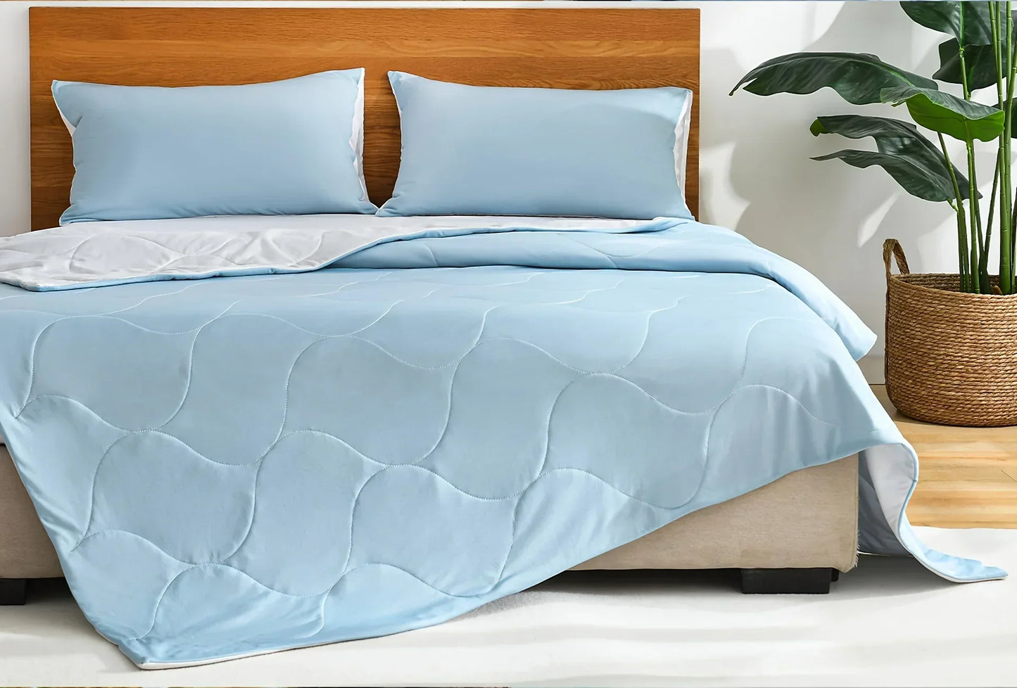 DecorBites™ Cooling Comforter: Reversible All Season Down Alternative Duvet - Ideal for Hot Sleepers