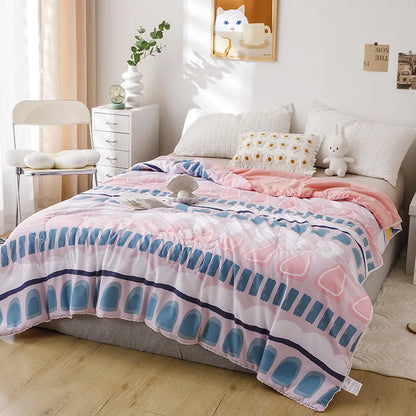 DecorBites™ Cartoon Print Quilted Double Blanket for Queen Size Bed