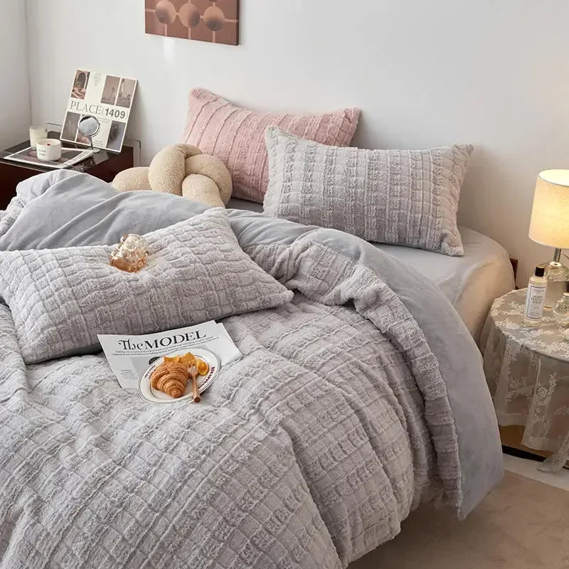 DecorBites™ Cozy Rabbit Velvet Queen Bedding Set for Autumn/Winter