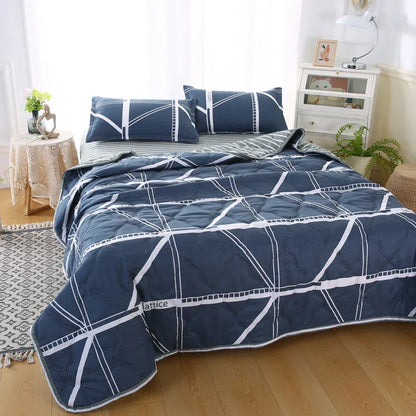 DecorBites™ Daisy Print Quilted Summer Quilt Set in Soft Breathable Fabric