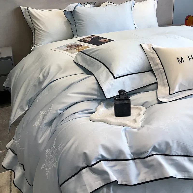 DecorBites™ Jacquard Satin & Egyptian Cotton Patchwork Bedding Set - 4pcs