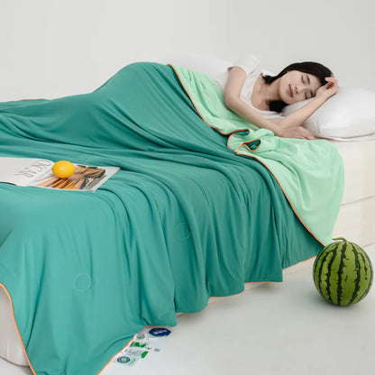 DecorBites™ Cool Fibre Summer Quilt: Soft, Breathable & Machine Washable Light Blanket
