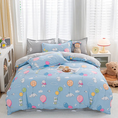 DecorBites™ Animal Pattern Bedding Set - King/Queen Size Quilt Set for Comfortable Home.