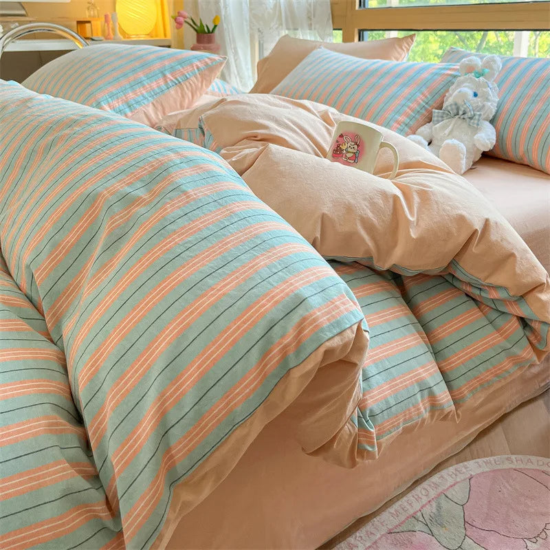 DecorBites™ Cozy Striped Cotton Bedding Set - Breathable & Soft Quilt Kit