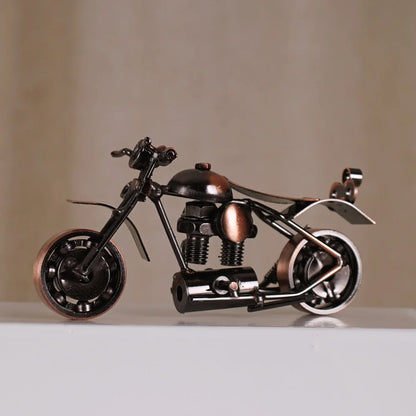 DecorBites™ 14cm Retro Motorcycle Model Metal Figurine Home Decor & Toy