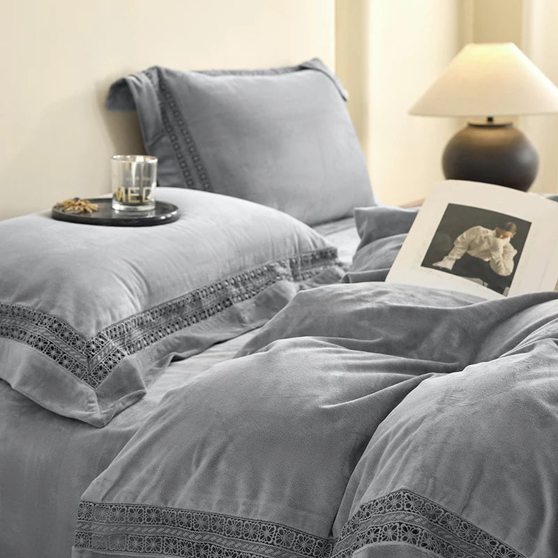 DecorBites™ Cozy Velvet Lace Bedding Set: Duvet Cover, Sheet, Pillowcases - 4Pcs Warm & Stylish