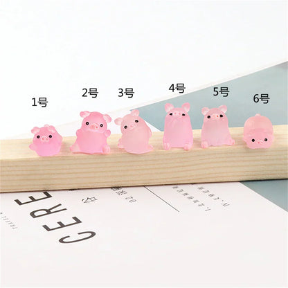DecorBites™ Kawaii Pig Miniatures Terrarium Figurines 6pcs Crafts Home Decoration
