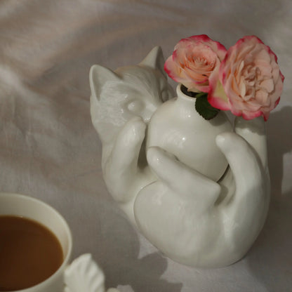 DecorBites™ Cat Cartoon Vase: Cute Cat Sculpture Aromatherapy Base for Home Decor