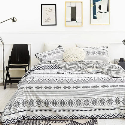 DecorBites™ Boho Chic Stripe Bedding Set with Pillowcase - Ultra-Soft Microfiber Quilt Cover