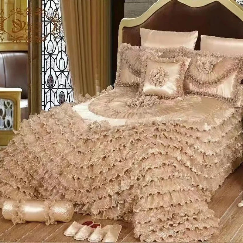 ™ Luxe Champagne Jacquard Lace Bedspread Set with Pillowcases