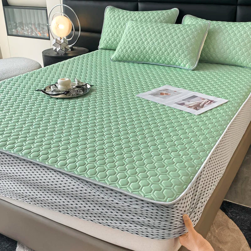 DecorBites™ Cool Summer Bed Mat Set Queen - High-quality Ice Silk Fabric