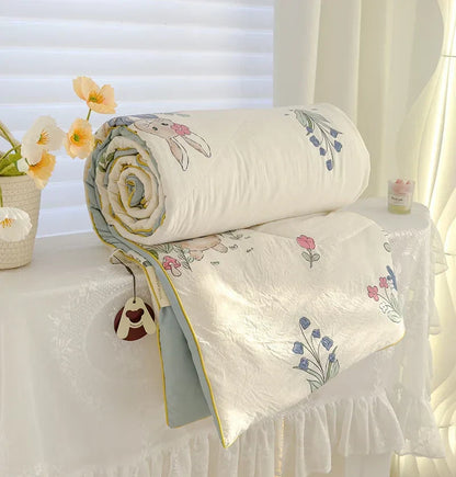 DecorBites™ Breathable Double Gauze Queen Quilt with Soya Fibre Filling