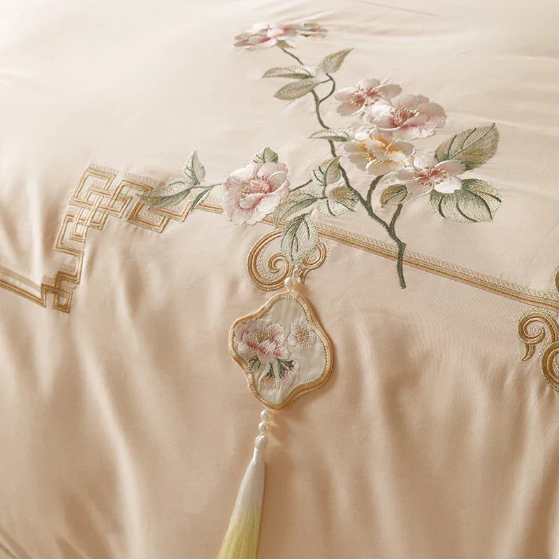 DecorBites™ Luxe Flowers Embroidery 1000TC Egyptian Cotton Bedding Set with 2 Pillowcases