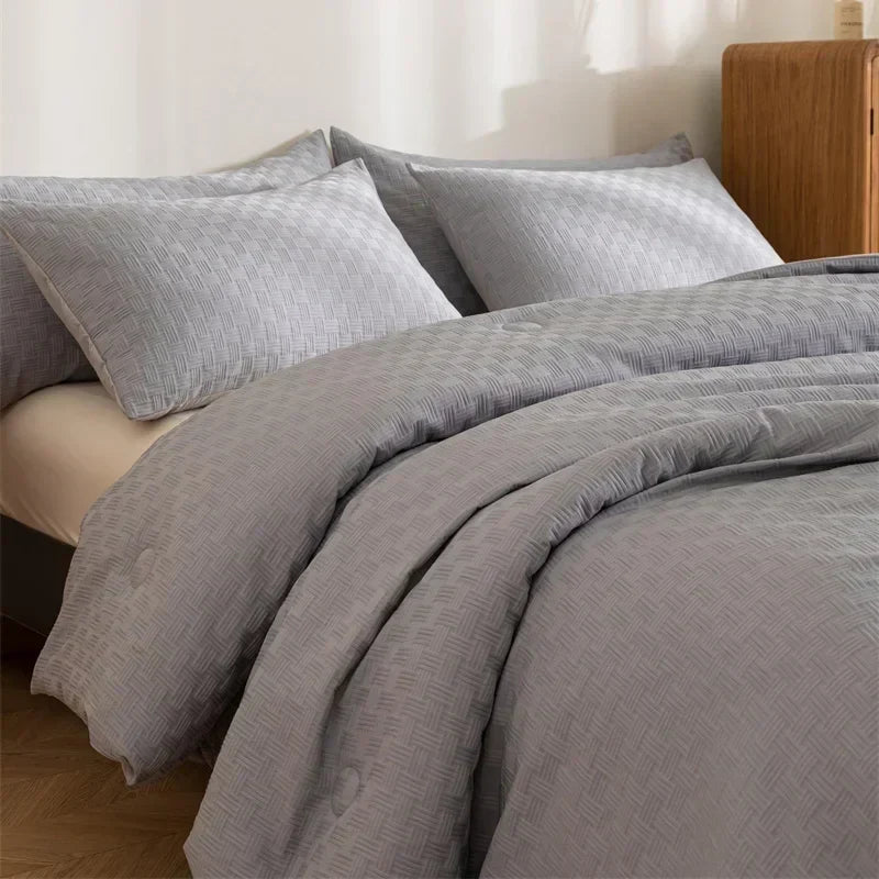 DecorBites™ Comforter and Pillowcase Quilt Set: Soft, Breathable, and Durable for Queen Bed