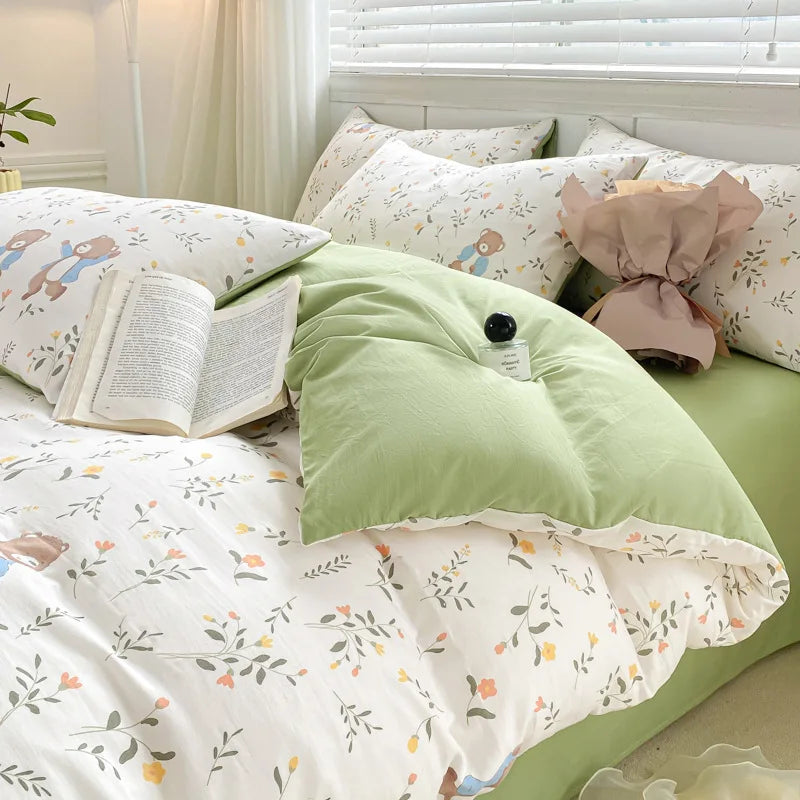 DecorBites™ Cartoon Heart Floral Print Duvet Set with Bed Sheet & Pillowcases