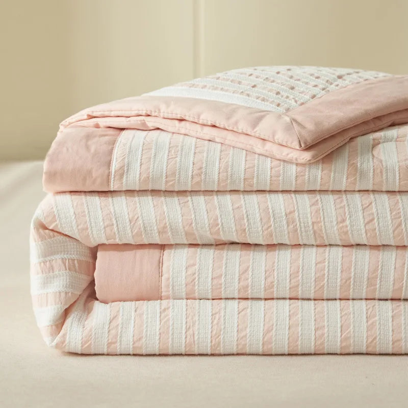 DecorBites™ Jacquard Summer Quilt with Soya Fibre Filling - Soft, High-end Cotton Comforter