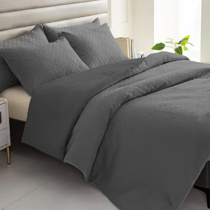 DecorBites™ Comforter and Pillowcase Quilt Set: Soft, Breathable, and Durable for Queen Bed