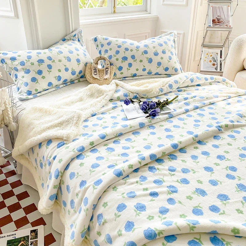 DecorBites™ Cartoon Print Cozy Blanket - Milk Velvet & Cashmere - Winter/Spring Duvet Cover