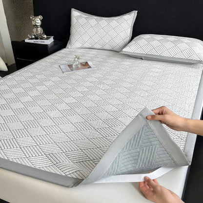 DecorBites™ Cooling Ice Bean Mesh Embroidered Maternal Child Grade Soft Mattress