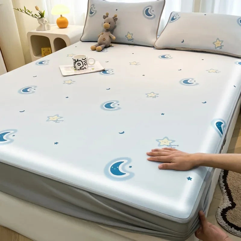 DecorBites™ Cooling Ice Silk Mattress - 3Pcs, High Quality, Simple Pattern, Anti-Wrinkles.