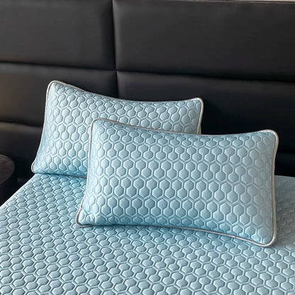 DecorBites™ Cool Summer Bed Mat Set Queen - High-quality Ice Silk Fabric