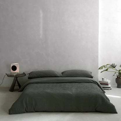 DecorBites™ 100% Cotton Foam Yarn Bedding Set with Solid Color Jacquard Design