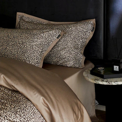 DecorBites™ Leopard Luxury Bedding Set: Silky Soft Lyocell Cotton Duvet Cover, Sheet Set, Pillowcases