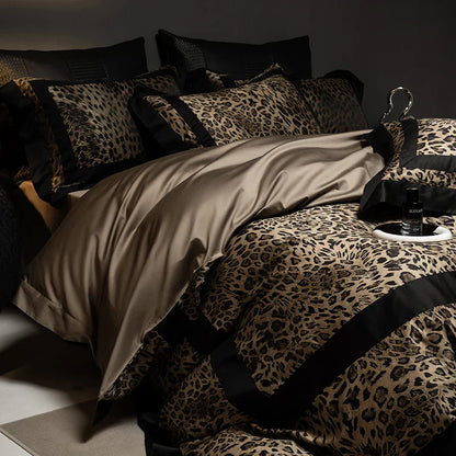 DecorBites™ Leopard Print Luxury Bedding Set - Queen/King Size Duvet Cover, Sheet, Pillowcases