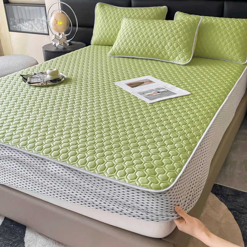 DecorBites™ Cool Summer Bed Mat Set Queen - High-quality Ice Silk Fabric