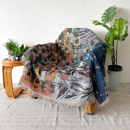 DecorBites™ Bohemian Throw Blanket - Geometric Abstract Tapestry Sofa Cover with Tassel - Living Room Decor Rug