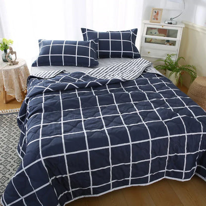 DecorBites™ Daisy Print Quilted Summer Quilt Set in Soft Breathable Fabric