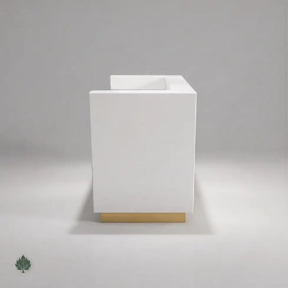 Elliora · Front Reception Desk