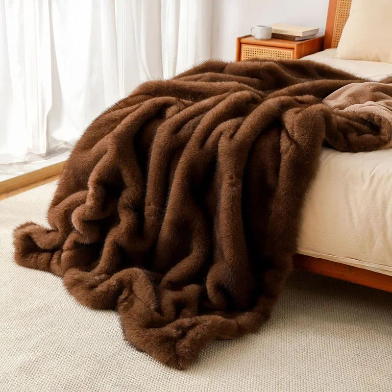 ™ Luxe Faux Fox Plush Blanket: Thick, Warm, Soft Sofa Cover - High-Quality Solid Color