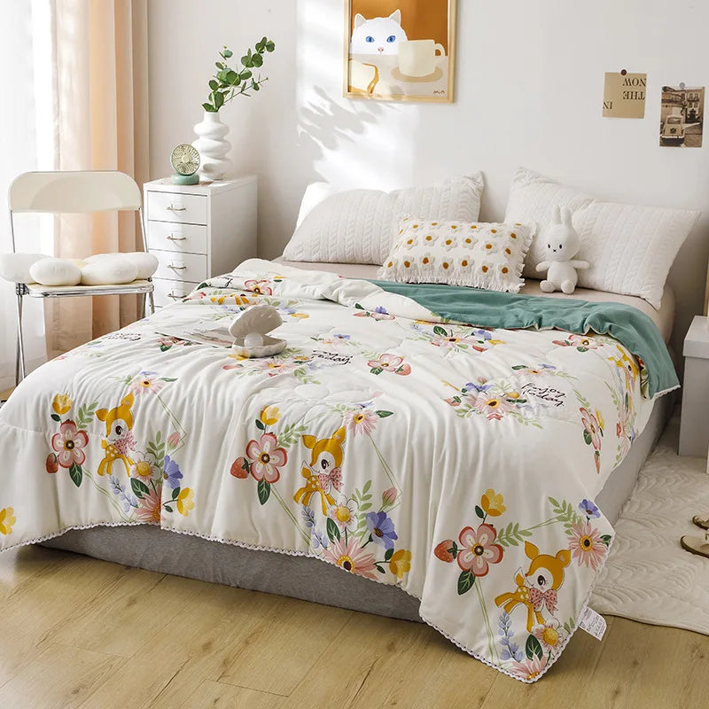DecorBites™ Cartoon Print Quilted Double Blanket for Queen Size Bed