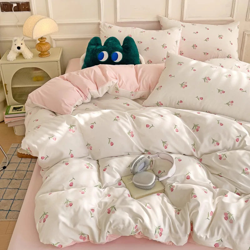 DecorBites™ Cartoon Heart Plant Floral Print 3Pcs Set (Duvet Cover + Pillowcases)