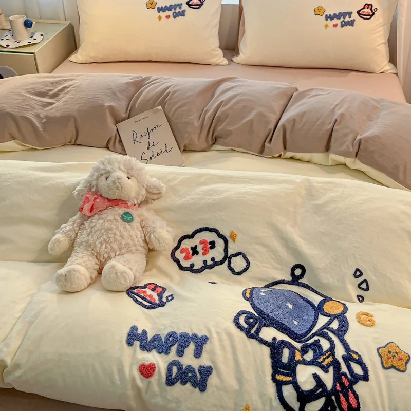 DecorBites™ Cartoon Embroidered Cotton Bedding Set for King/Queen Beds