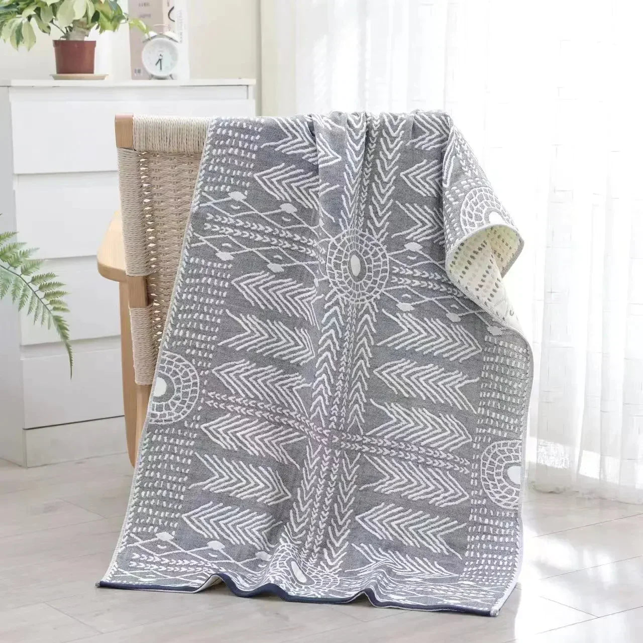 DecorBites™ Cotton Bath Towel - Soft & Quick Dry - 70x140cm