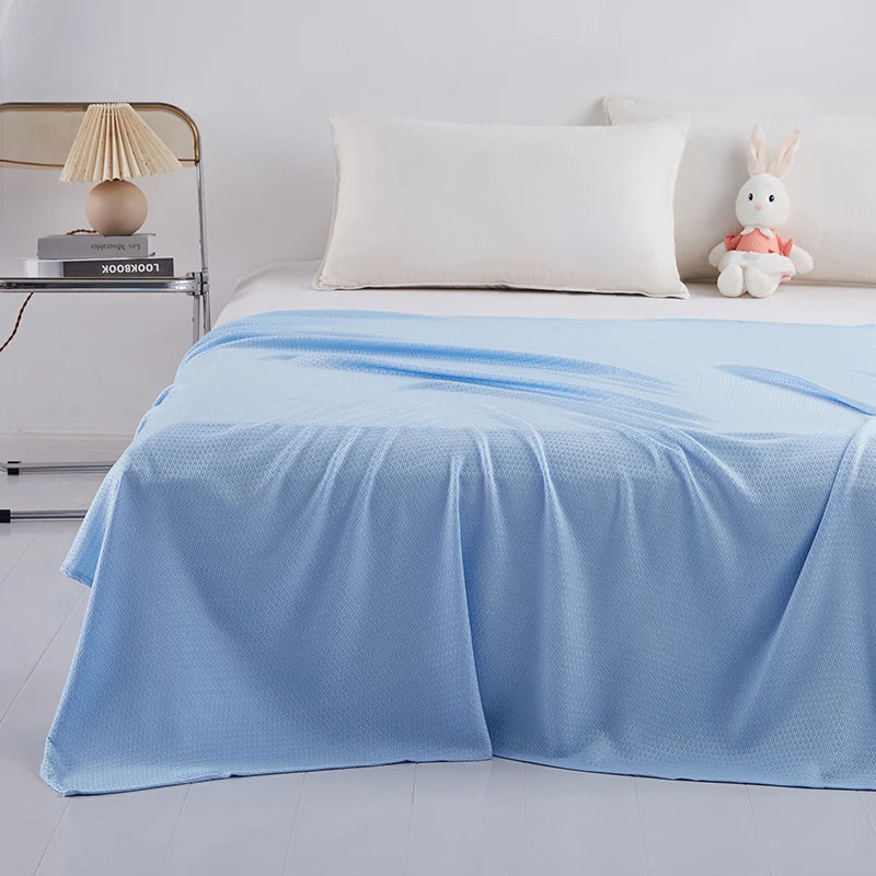 DecorBites™ Bamboo Fiber Summer Quilt - Lightweight & Breathable Diamond Grid Blanket