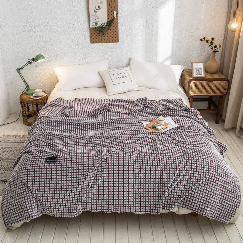 DecorBites™ Gray Plaid Coral Fleece Bed Blanket - Single/Queen/King Size Cozy Flannel Bedspread
