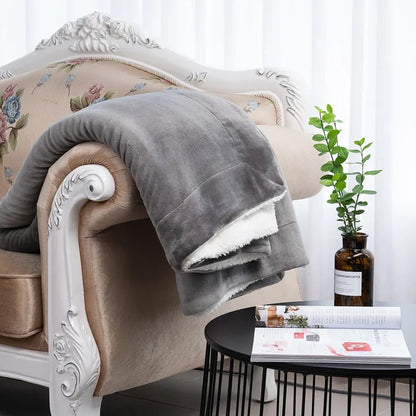 DecorBites™ Cozy Double-Layer Lamb Fleece Blanket - All Season Warmth Bedspread