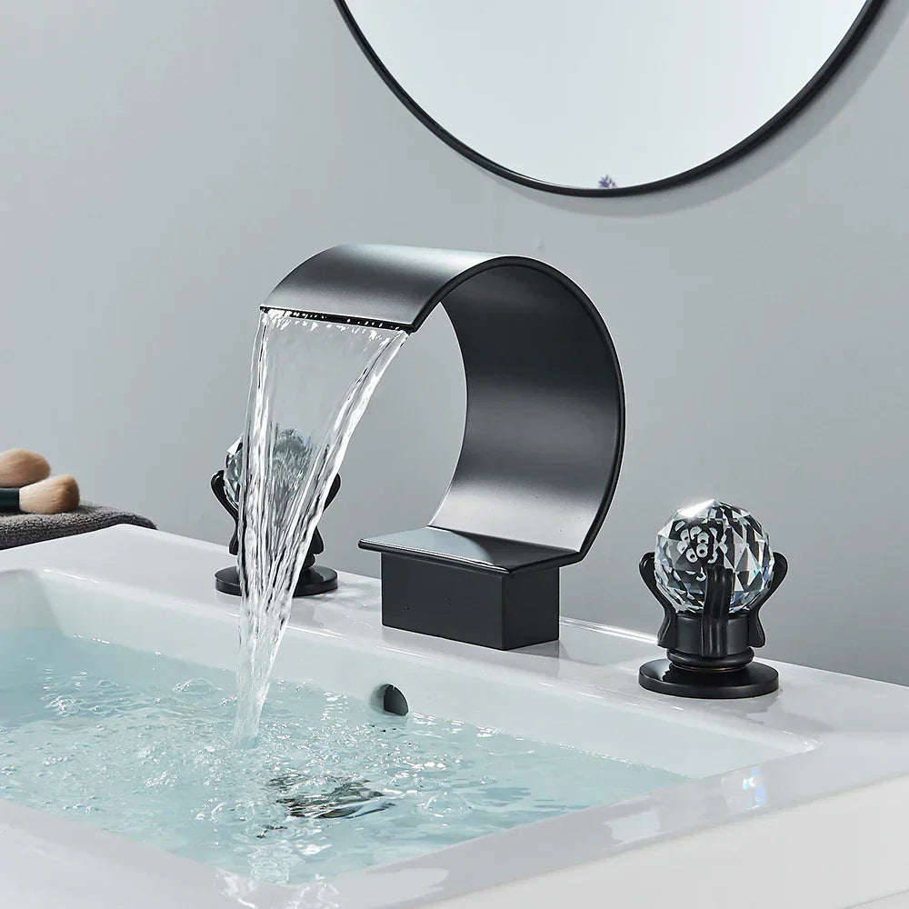 DecorBites™ Brass Bathroom Faucet Set - Kitchen Mixer Tap and Shower Combo