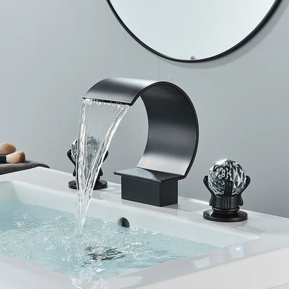 DecorBites™ Brass Bathroom Faucet Set - Kitchen Mixer Tap and Shower Combo
