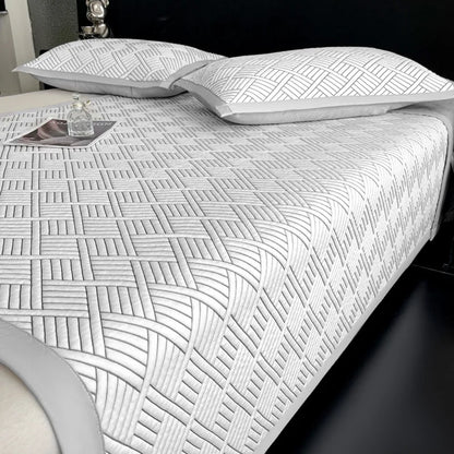 DecorBites™ Cooling Ice Bean Mesh Embroidered Maternal Child Grade Soft Mattress