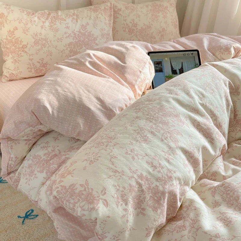 DecorBites™ Cotton Cartoon Printed Bedding Set for All Seasons