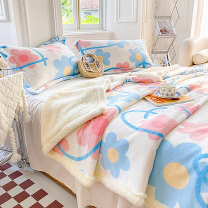 DecorBites™ Cartoon Print Cozy Blanket - Milk Velvet & Cashmere - Winter/Spring Duvet Cover