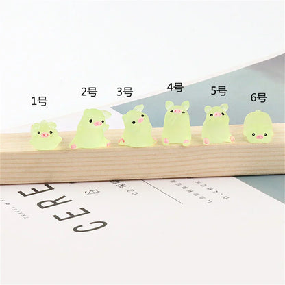 DecorBites™ Kawaii Pig Miniatures Terrarium Figurines 6pcs Crafts Home Decoration
